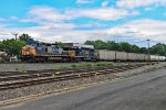 CSX 9032 on M-434